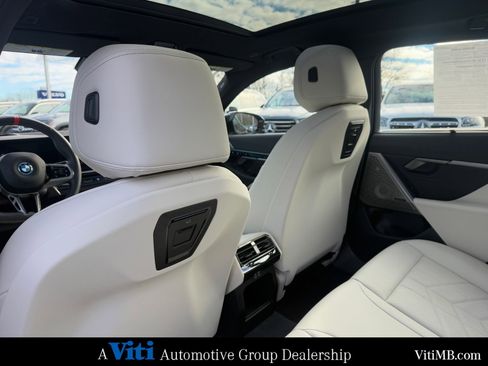 Used 2025 BMW i5 M60 w/ Executive Package image 21