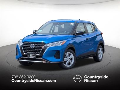 New 2025 Nissan Kicks Play S