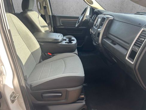Used 2024 RAM 1500 Classic SLT AWD/4WD image 18