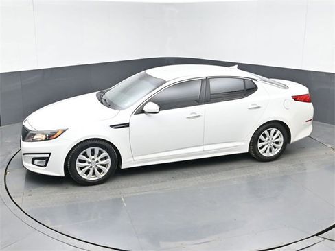 Used 2015 Kia Optima LX image 34