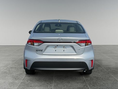 Used 2023 Toyota Corolla LE FWD image 7