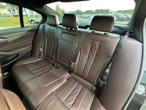 Used 2022 BMW 530i xDrive 530i xDrive w/ Luxury Seating Package image 34