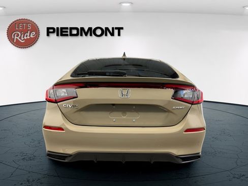 Used 2025 Honda Civic Sport image 6