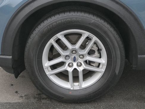 Used 2025 Ford Explorer Active w/ Active Comfort Package image 11