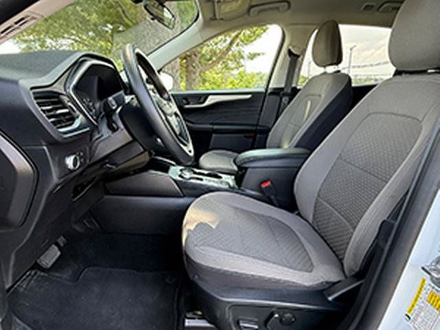 Used 2022 Ford Escape SE AWD/4WD image 16