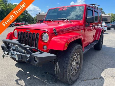 Used 2017 Jeep Wrangler Unlimited Rubicon AWD/4WD image 6