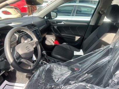 Used 2022 Volkswagen Tiguan SE