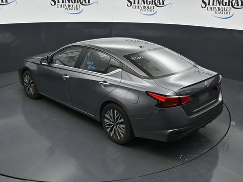 Used 2025 Nissan Altima 2.5 SV FWD image 22