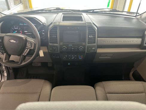 Used 2022 Ford F250 XLT w/ XLT Value Package image 9