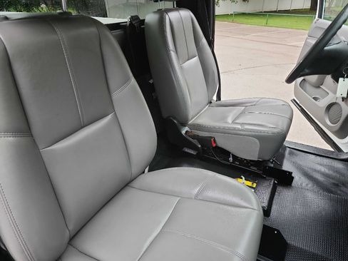 Used 2011 Chevrolet Silverado 2500 W/T RWD image 21