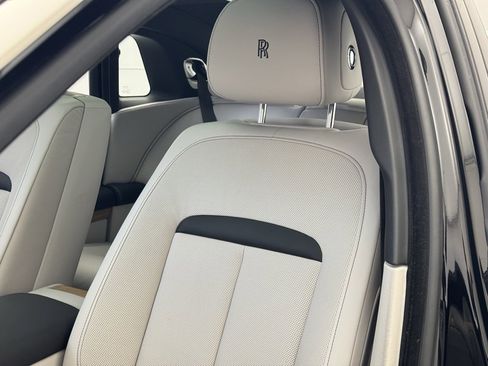 Certified 2021 Rolls-Royce Ghost image 5