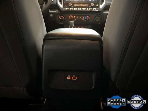 Used 2025 Nissan Frontier SV image 63