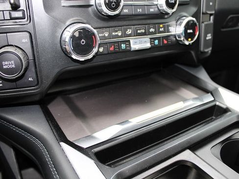 Used 2026 Ford F250 Platinum w/ FX4 Off-Road Package AWD/4WD image 43