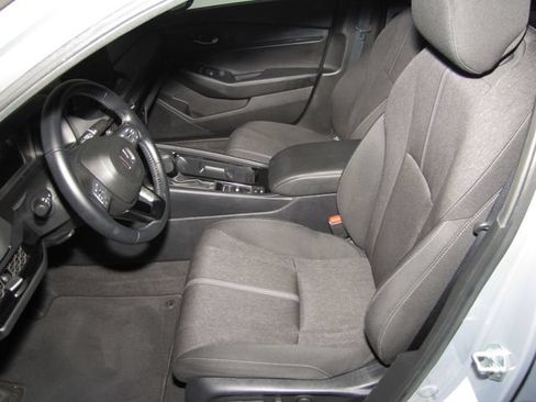Used 2024 Honda Accord Sport image 9