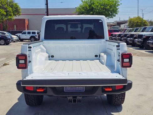 New 2026 Jeep Gladiator Mojave AWD/4WD image 8