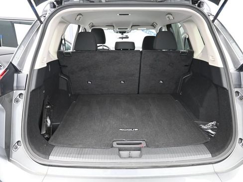 Used 2025 Nissan Rogue S AWD/4WD image 15
