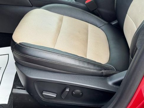 Used 2021 Ford Escape Titanium w/ Titanium Elite Package AWD/4WD image 26