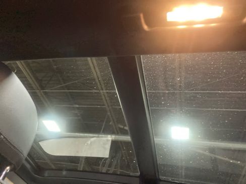 Used 2020 Mercedes-Benz GLE 350 4MATIC image 13