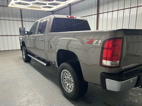 Used 2012 GMC Sierra 2500 SLT w/ SLT Convenience Package image 4