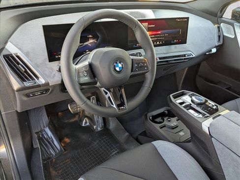 New 2026 BMW iX xDrive60 image 3