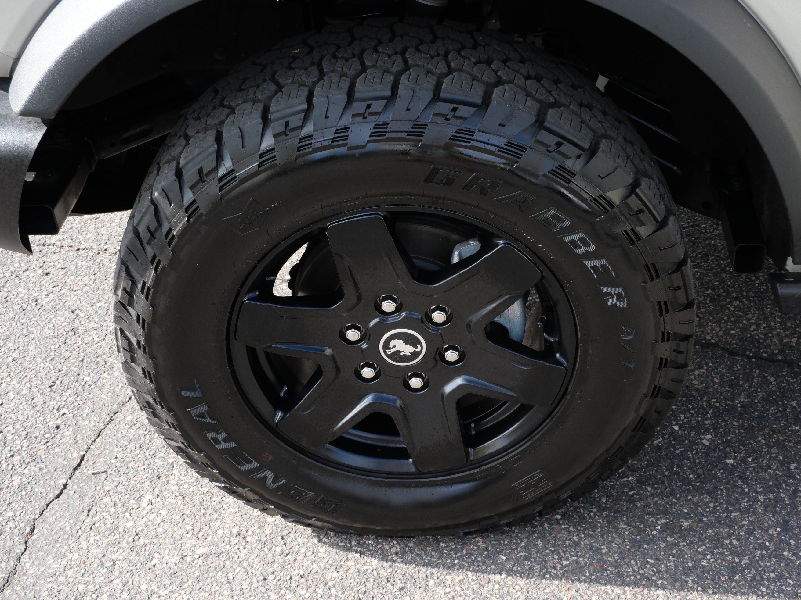 Used 2025 Ford Bronco Big Bend w/ Black Diamond Package AWD/4WD image 15