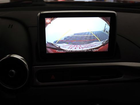 Used 2017 FIAT 124 Spider Classica RWD image 23