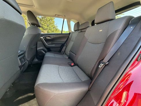 Used 2025 Toyota RAV4 XLE w/ Convenience Package image 6