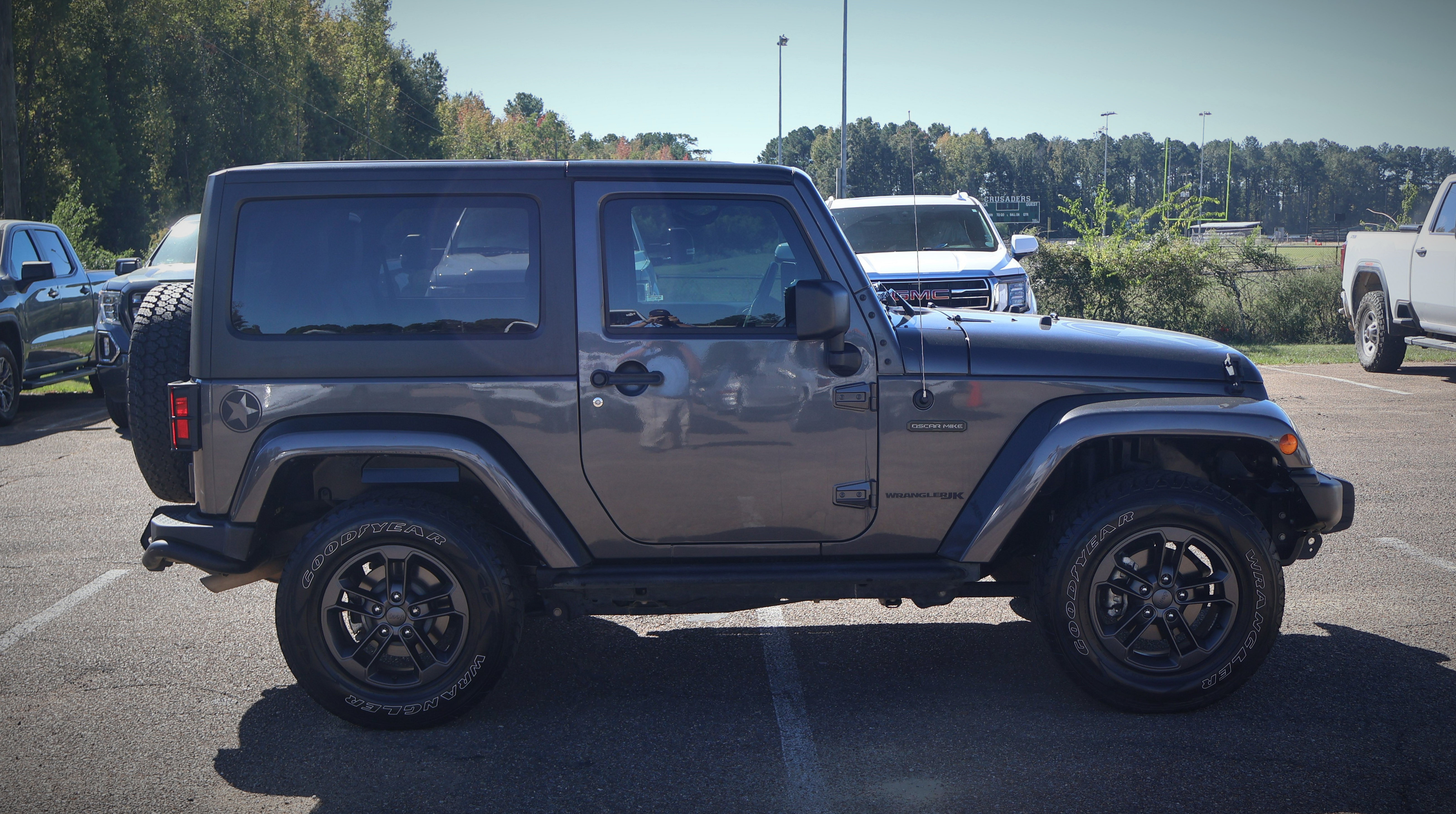 Used 2018 Jeep Wrangler Sport AWD/4WD image 5