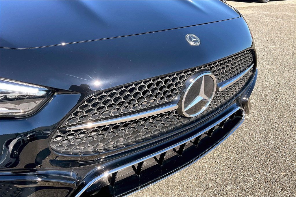 Certified 2025 Mercedes-Benz CLE 300 4MATIC Cabriolet image 21
