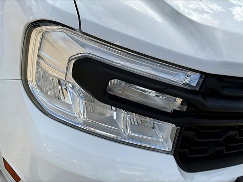 Used 2022 Ford Maverick XL image 30