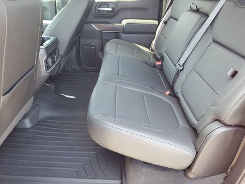 Used 2022 GMC Sierra 1500 SLT w/ SLT Premium Plus Package AWD/4WD image 22