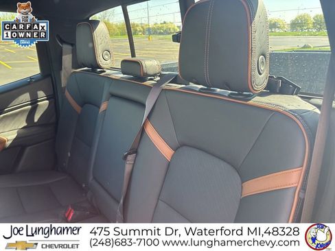 Used 2023 GMC Canyon AT4 w/ AT4 Premium Package AWD/4WD image 13