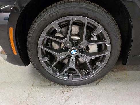 Used 2026 BMW 330i xDrive Sedan AWD/4WD image 13