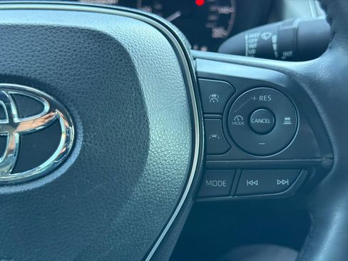 Used 2024 Toyota Corolla SE FWD image 30