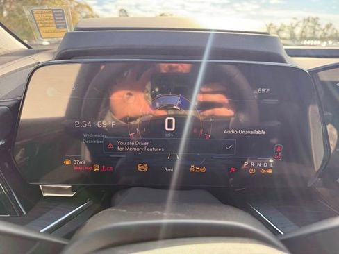 New 2026 Chevrolet Suburban Premier RWD image 21