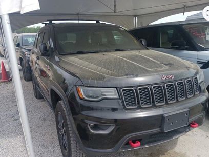 Used 2017 Jeep Grand Cherokee Trailhawk w/ Trailhawk Luxury Group