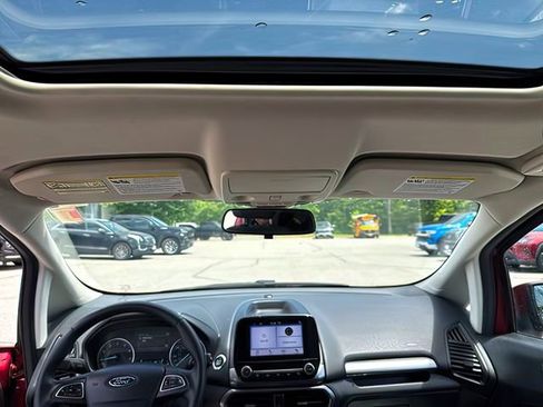 Used 2018 Ford EcoSport SE FWD image 24