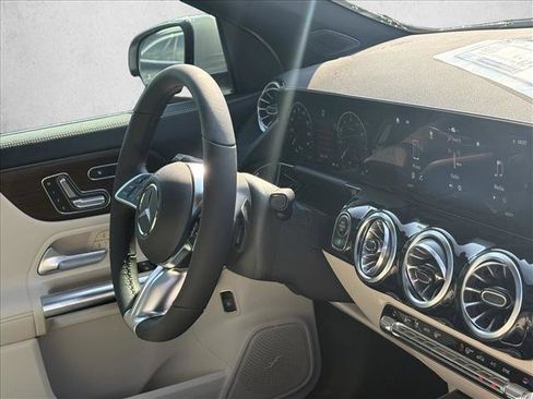 Certified 2026 Mercedes-Benz GLA 250 image 20