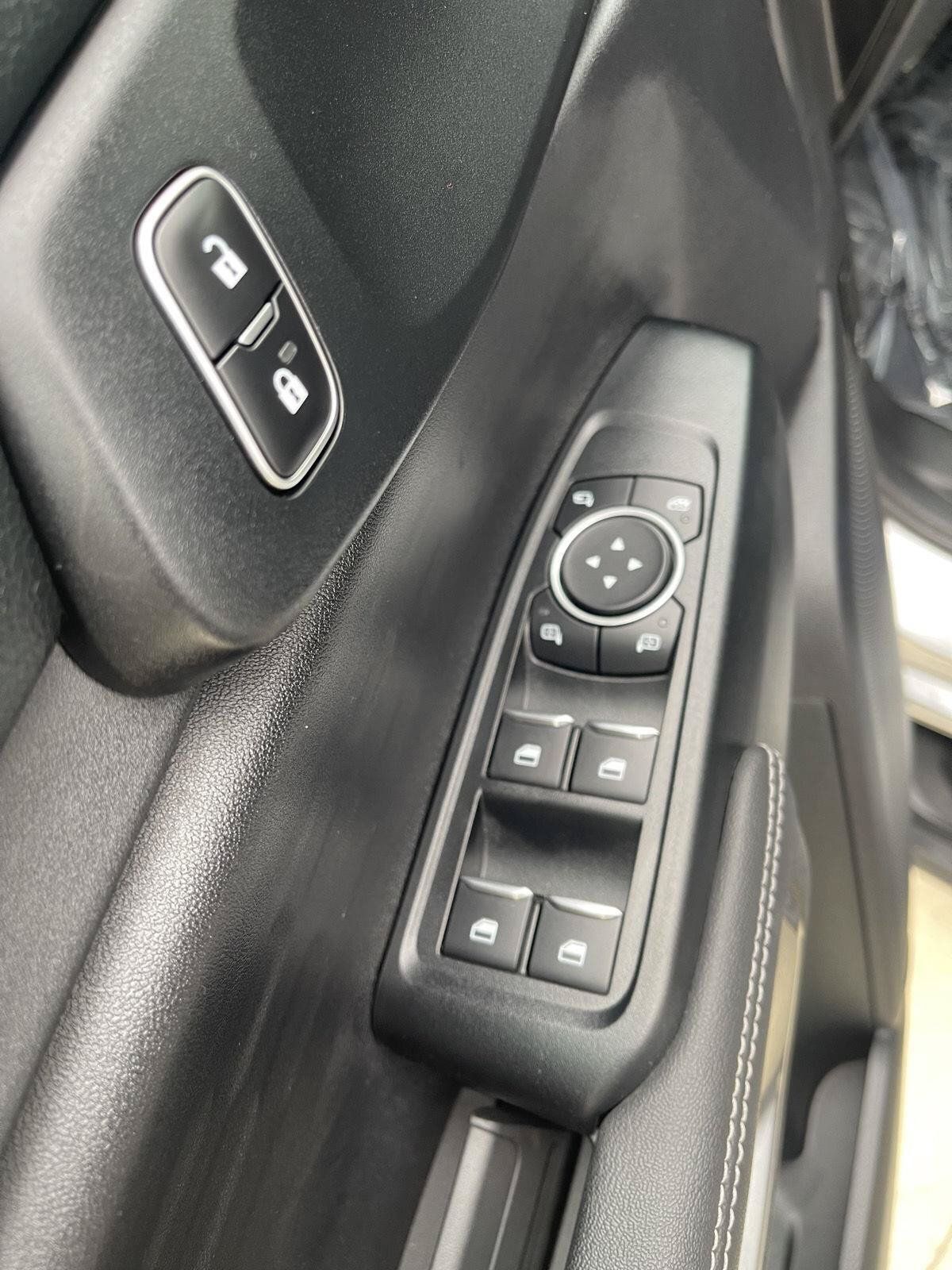 Used 2024 Ford Ranger XLT w/ Technology Package AWD/4WD image 13