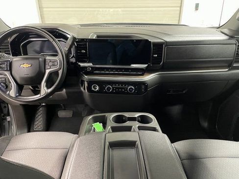 Used 2023 Chevrolet Silverado 1500 LT w/ Z71 Off-Road Package AWD/4WD image 13