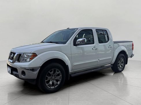 Used 2019 Nissan Frontier SL AWD/4WD image 6
