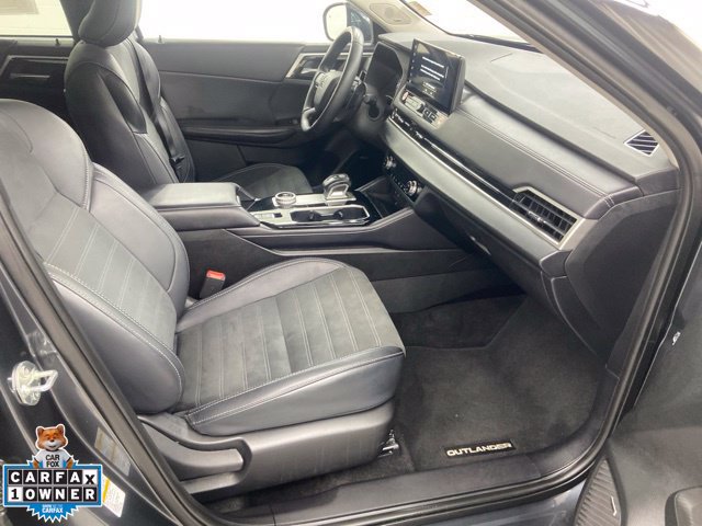 Used 2025 Mitsubishi Outlander SE FWD image 20