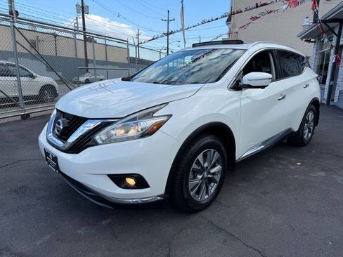 Used 2015 Nissan Murano SL w/ SL Technology Package image 2