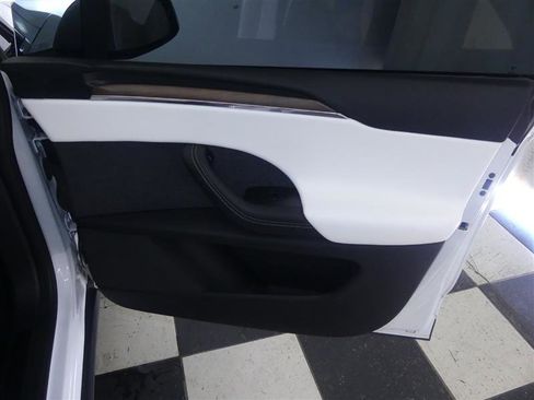 Used 2023 Tesla Model X AWD/4WD image 27