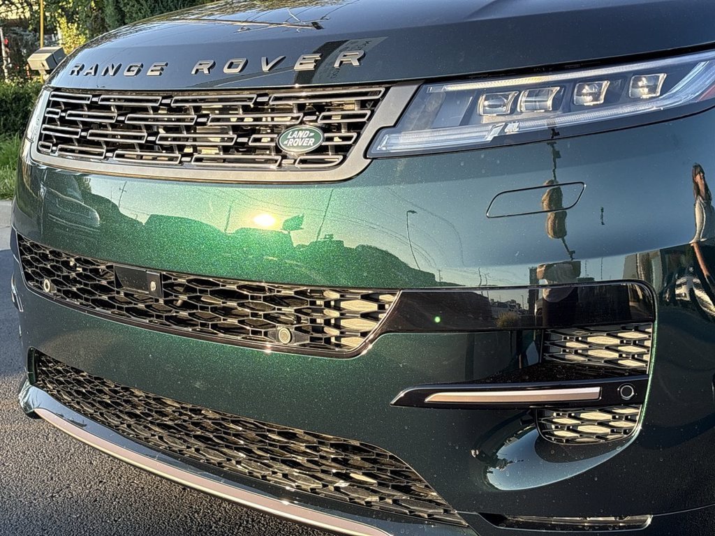 New 2027 Land Rover Range Rover Sport Autobiography AWD/4WD image 9
