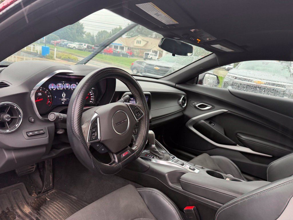 Used 2023 Chevrolet Camaro SS RWD image 9
