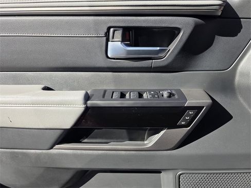 Used 2024 Toyota Sequoia Limited image 18