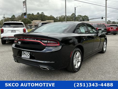 Used 2022 Dodge Charger SXT image 5