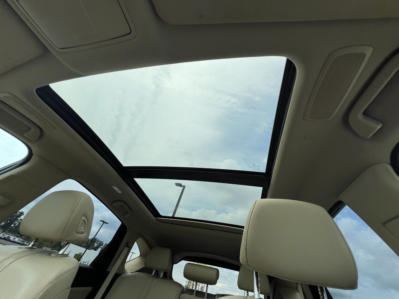 Used 2023 Acura RDX w/ Technology Package FWD image 29