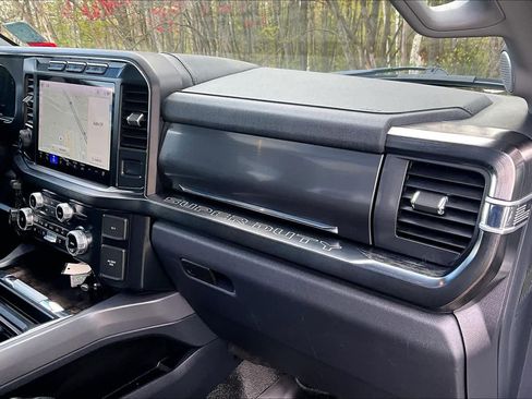 Used 2023 Ford F250 Lariat w/ Lariat Ultimate Package AWD/4WD image 18